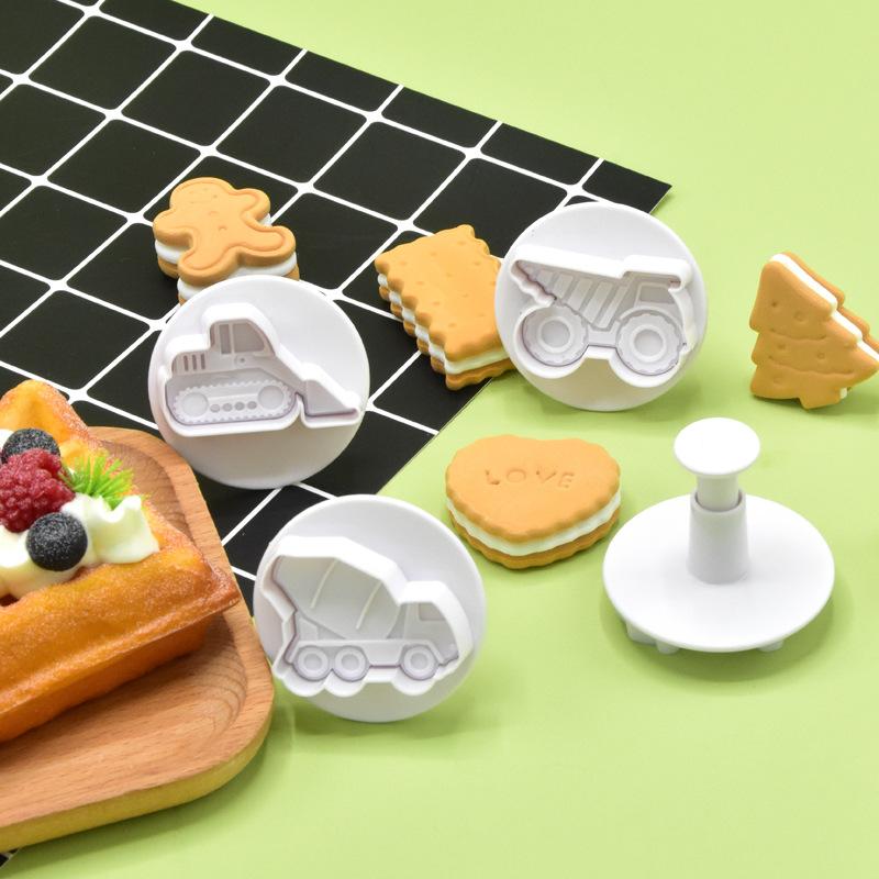 مجموعة قوالب بسكويت ثلاثية الأ - مراجعة Kitchen Kids Baking Set وسعره